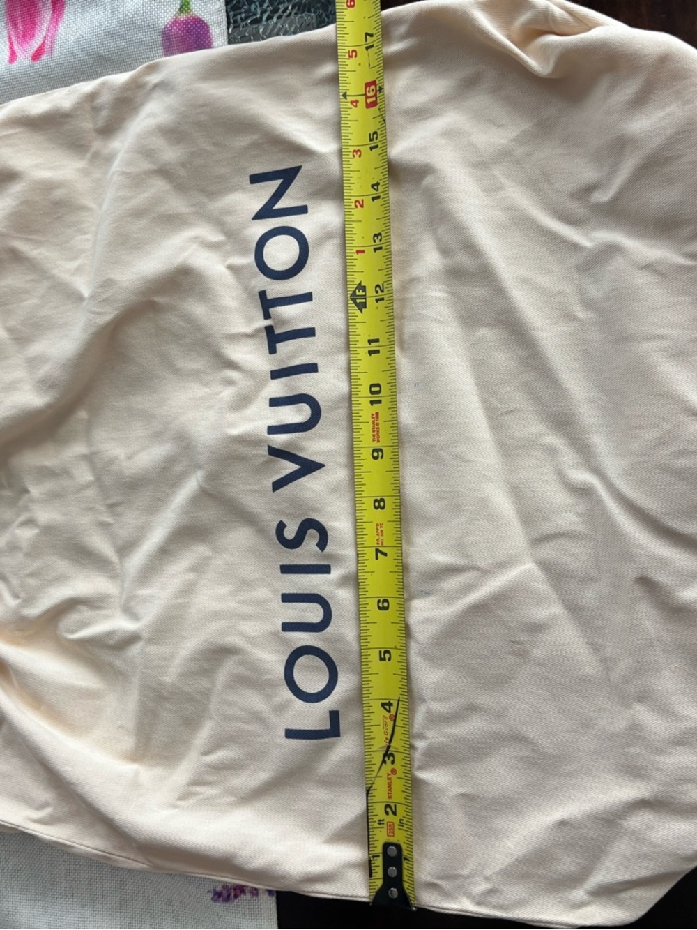 Louis Vuitton Cream Drawstring Dust Bag with Blue Logo and Ties - Picture 5 of 5
